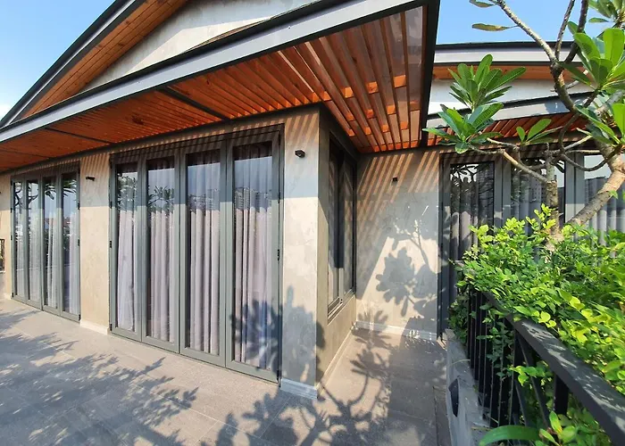 Orchid Boutique & Apartment